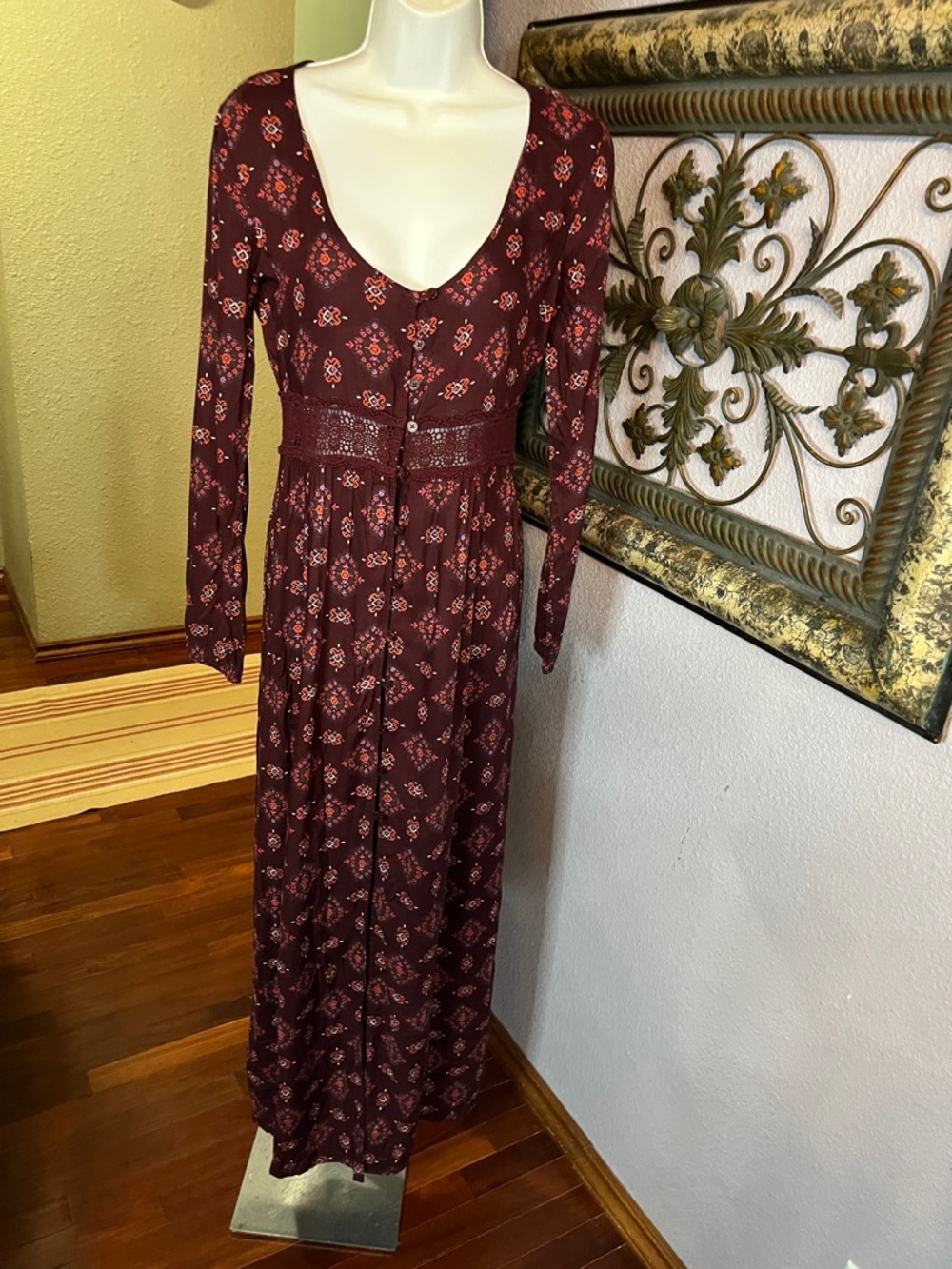 Zoe & Rose Band of Gypsies Boho Button-Front Burgundy Floral Maxi Dress Sz S 💚